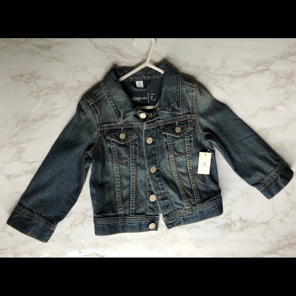 Baby Gap NWT size 2 denim jacket